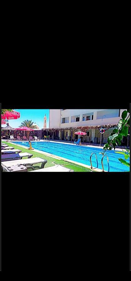 Sweimeh Dead Sea Lafamilia Albadwanアパートホテル エクステリア 写真